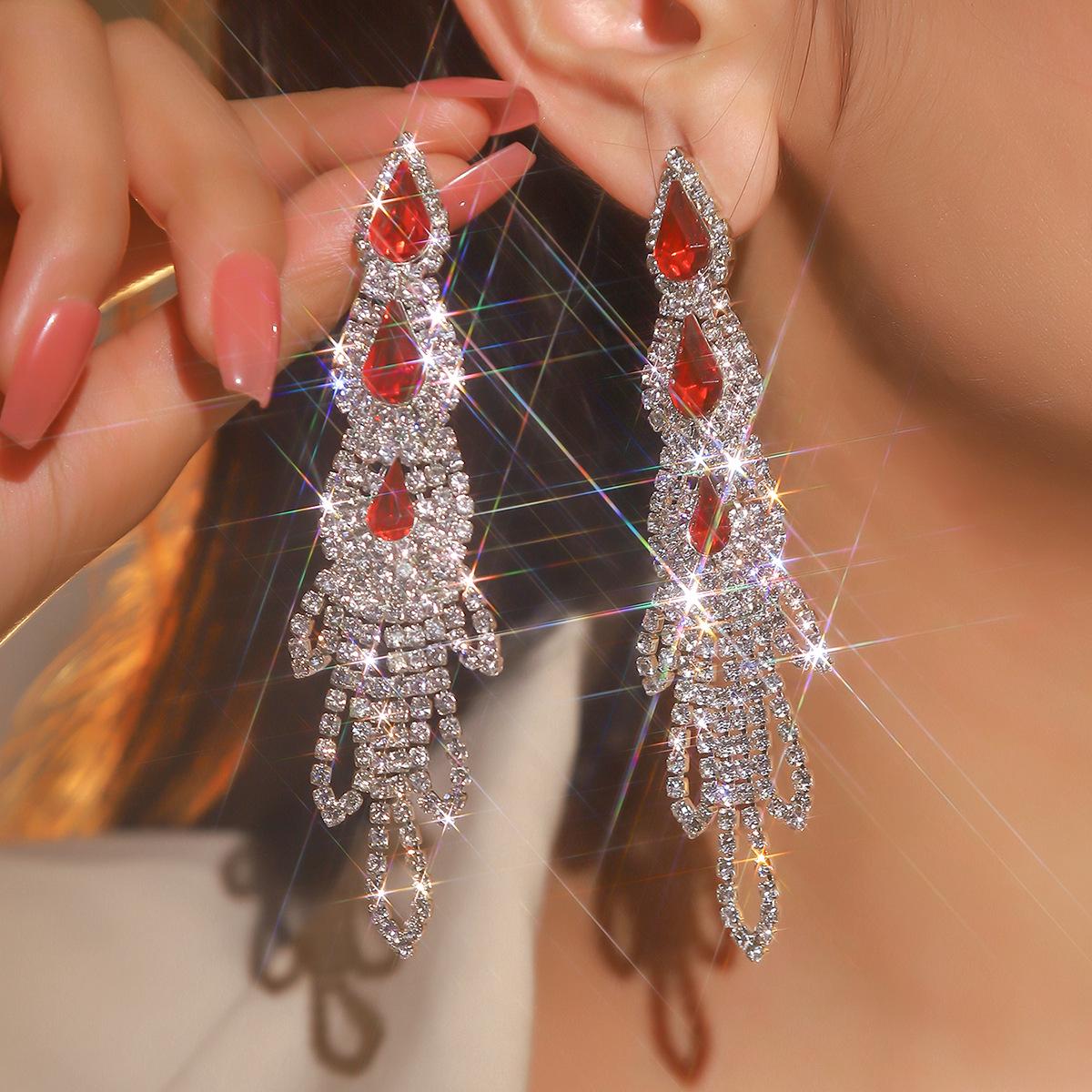 

Luxury Red Crystal Tassel Earrings: Christmas Series with Super Shiny Rhinestones
