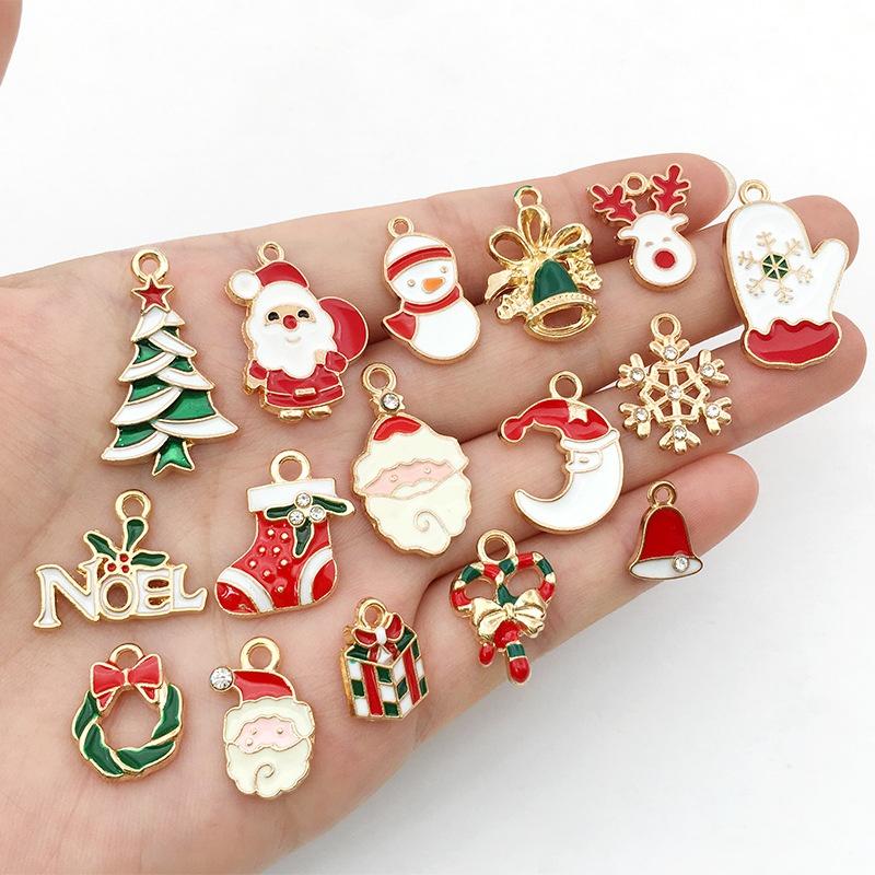Random 20Pcs/Lot or 50Pcs/Lot Mix Size 96 Style Alloy Metal Christmas Drop Oil Charms Gold Pendant For DIY Bracelet Necklace Jewelry Making