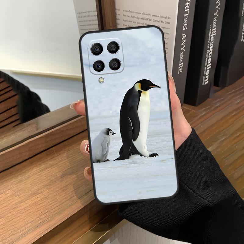Penguin Snow Arctic Cute Animal Case For Samsung Galaxy M56 M06 M16 M36 M52 M32 M12 M54 M34 M14 M35 M55 M15 M11 M31 M13 M53