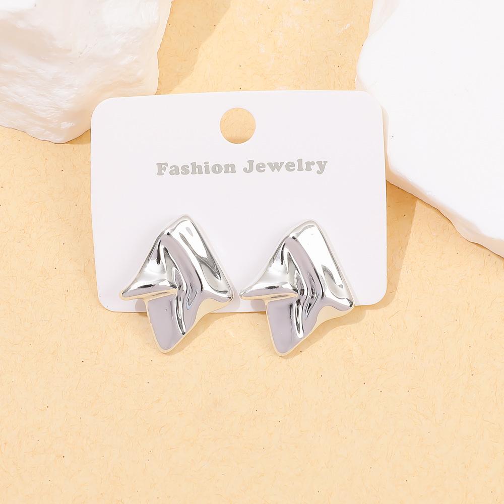 Star retro stud earrings niche shell acrylic gold-plated stud earrings sweet wind ladies earrings set