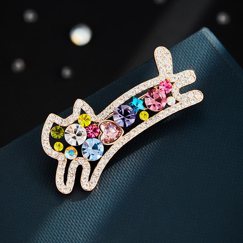 Cute Luxury  Animal Cat Brooch For Women Clothing Coat Accessries Gifts