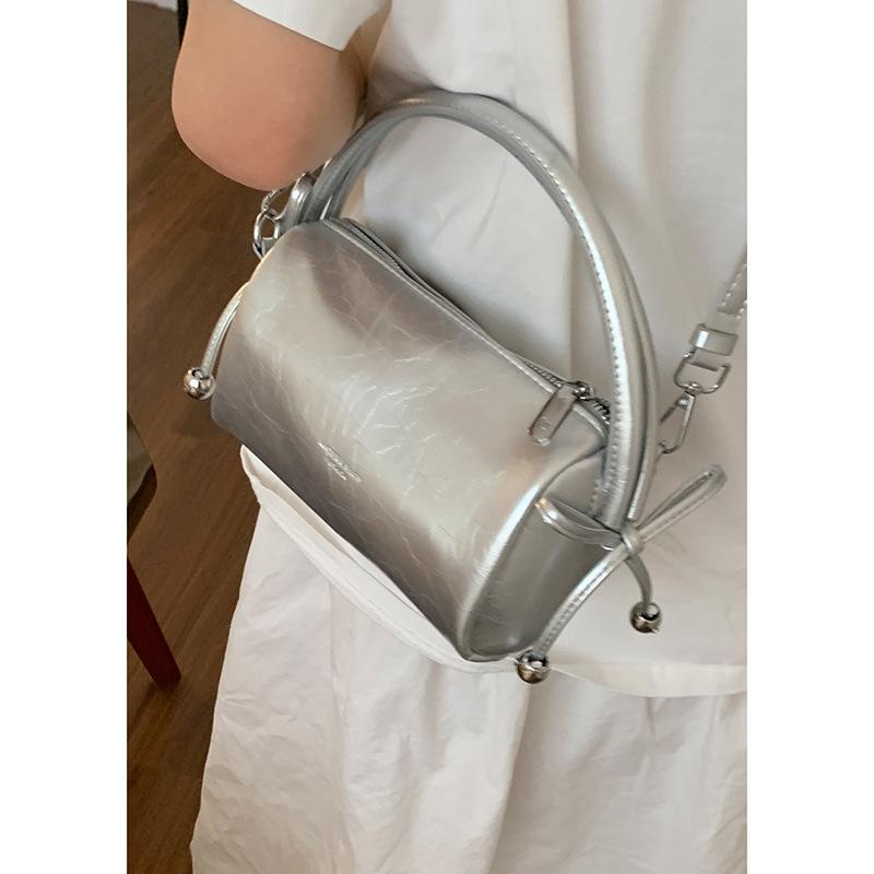 

Нішева жіноча сумочка маленька сумка нова літня сумка-подушка проста та універсальна на плече через плече