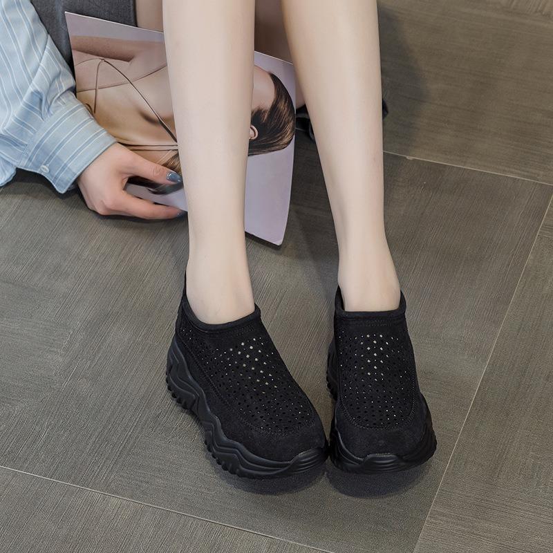 Spring and summer new hole casual sandals breathable thick sole heightening versatile hollow casual shoes women 2502