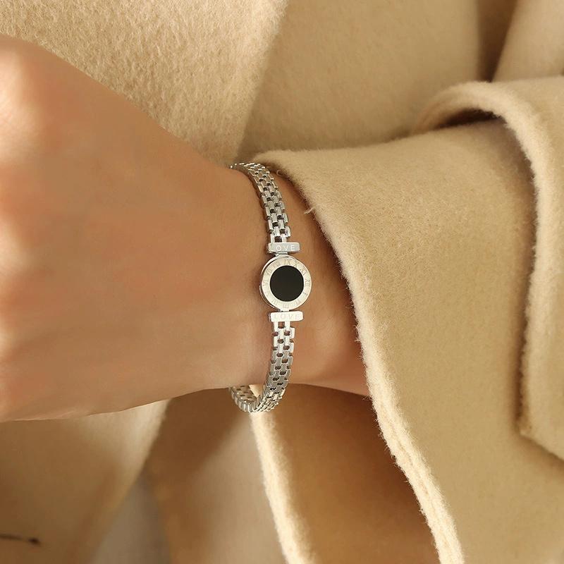 Htpwe Stainless Steel Roman Numeral Love Black Shell Bracelet For Women 18k Gold Plated Couple Holiday Gift Bracelet Zircon