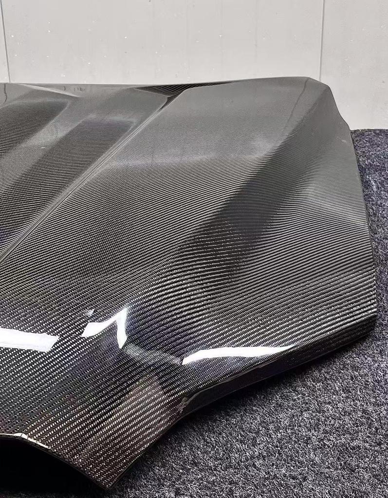 Toyota Tundra TRD Carbon Fiber Engine Hood Modification