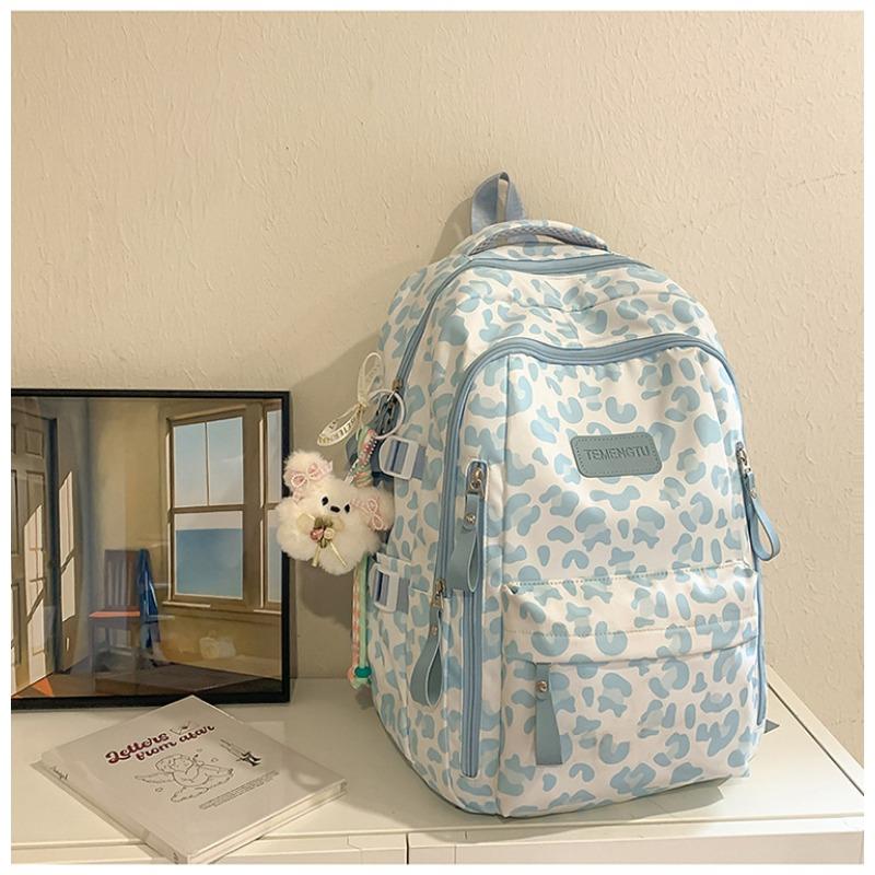 New Harajuku Cow Leopard Print Backpack, Light Make-up Class for Junior High School Students, and Large-capacity Backpack.