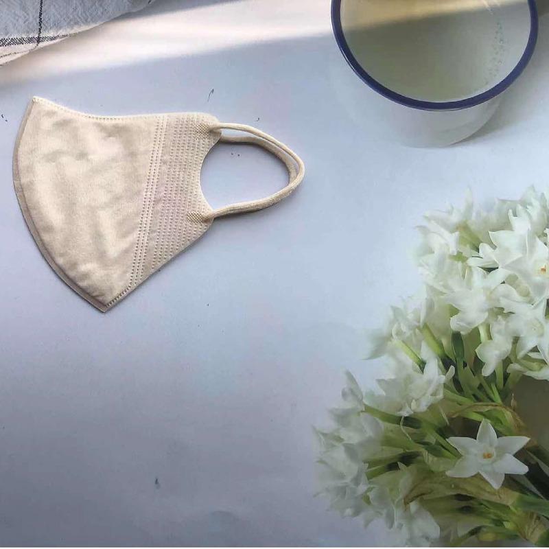 2025 Jaro/Léto Prodyšná 3D Jednorázová Rouška s Červenáním: Ochrana proti UV záření, Ochrana před sluncem, Třívrstvý design.