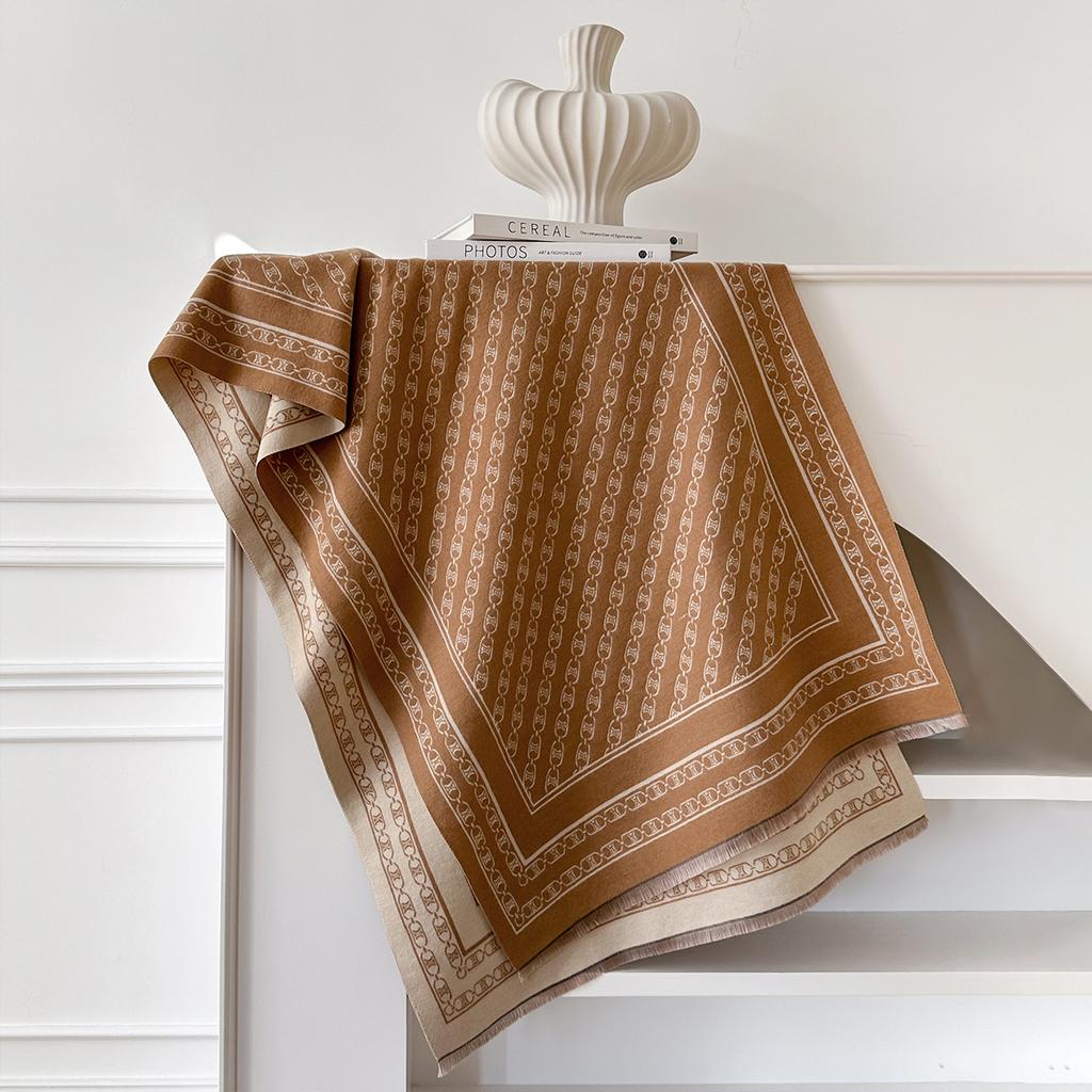 Korean version chain printed scarf women's warm thickened imitation cashmere Internet celebrity scarf