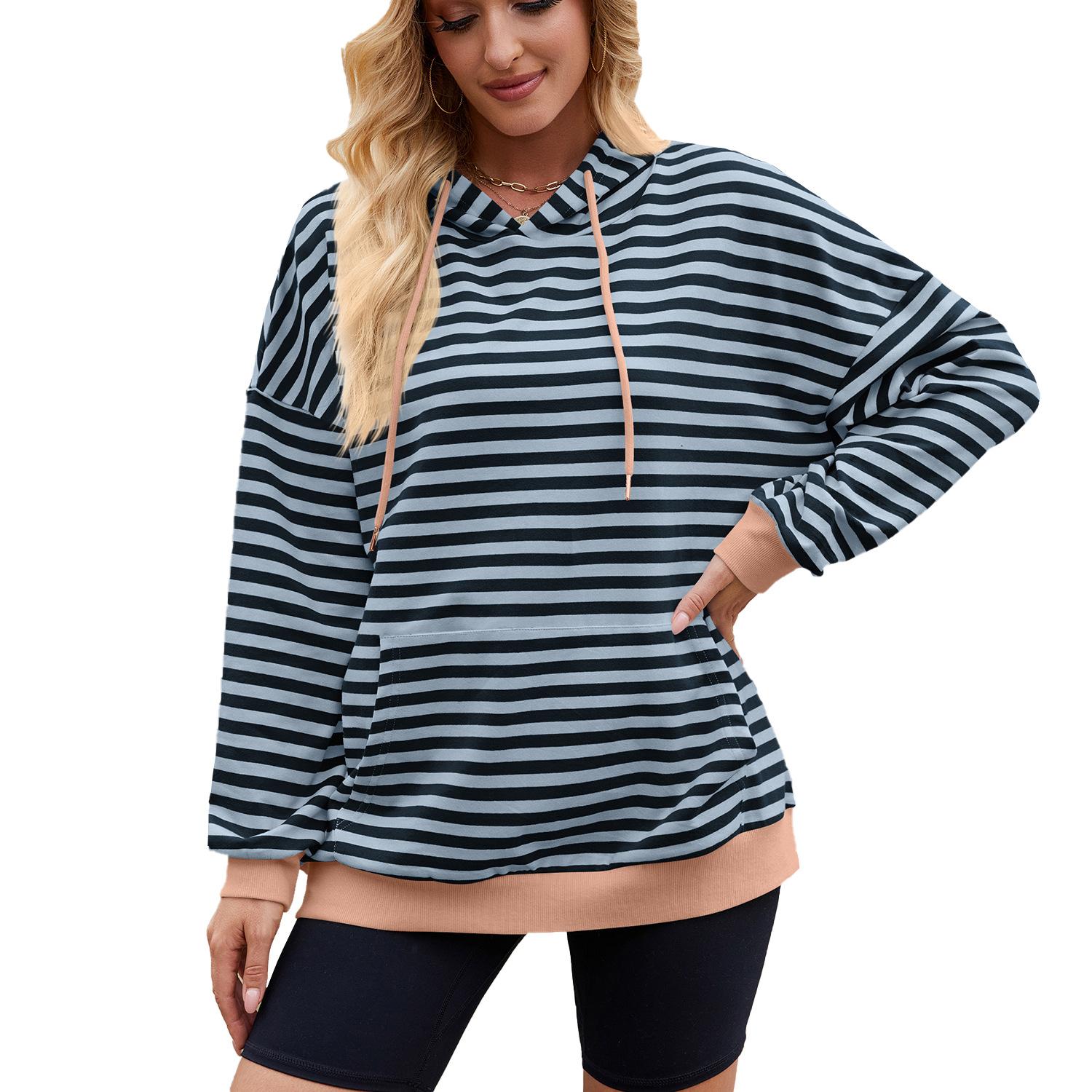 Осенне-зимняя женская толстовка с капюшоном в полоску — фото 15