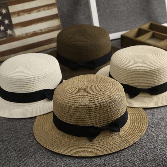 Beach Straw Hat Flat Top Wide Brim Sun Protection Hat with Black Ribbon Bow Hand-Woven Breathable Summer Hat