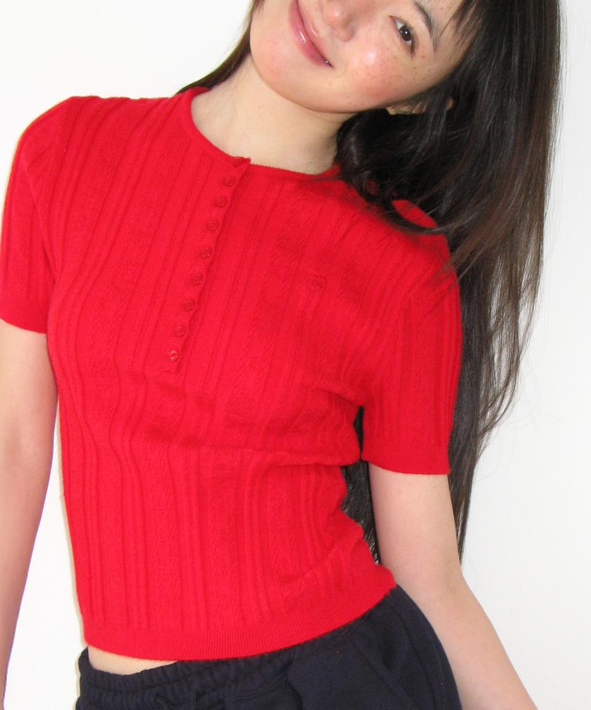 RONRON Button Point Slim Short Sleeve Knit Red
