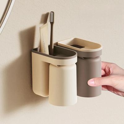 Koupelna a záchod – Držáky na zubní kartáčky