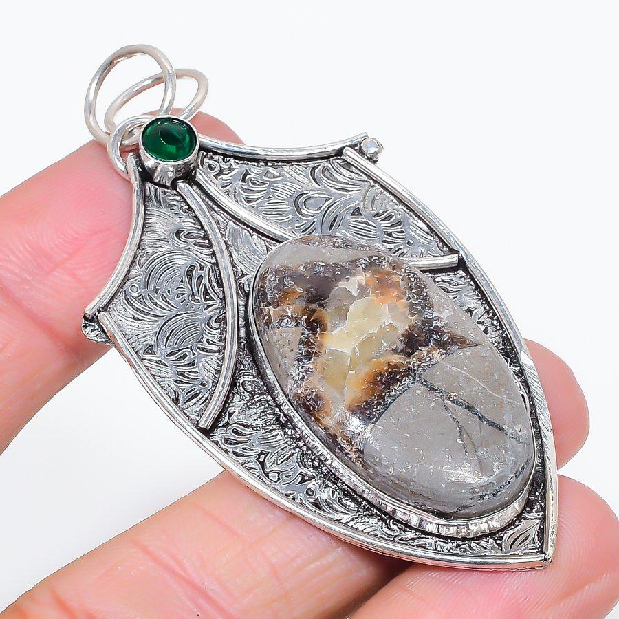 

Natural Septerian Stone, Diopside 925 Sterling Silver Jewelry Pendant 2.76 M9G45
