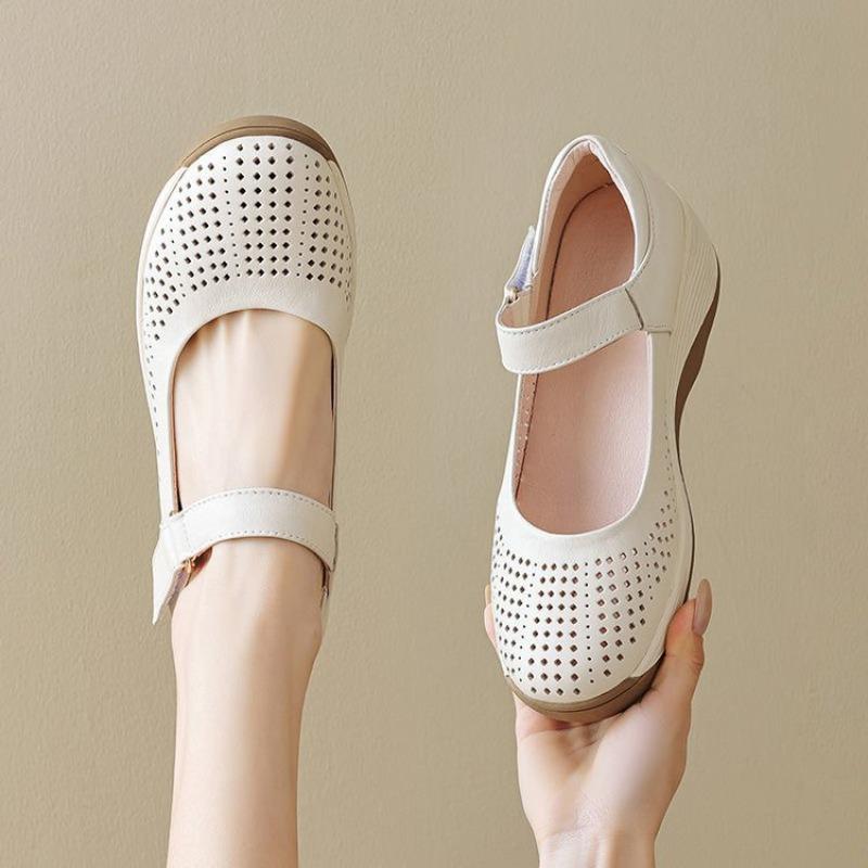 Retro wedge heel Velcro mother shoes women's autumn new hollow breathable women's shoes simple women's sandals