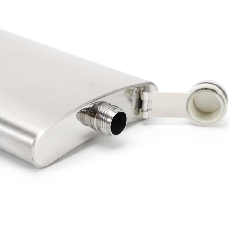Effective Men's Essential Flagon Elegant Stainless Steel Flask Perfect for Outdoors Adventure or Special Event