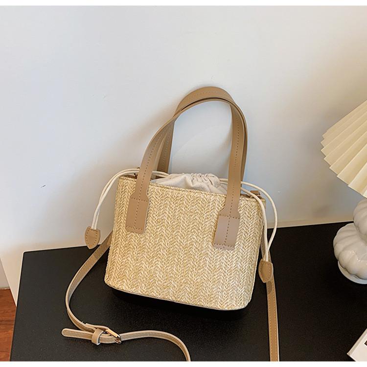 Summer Korean Woven Handbag With Pu Material For Casual Vacation Women