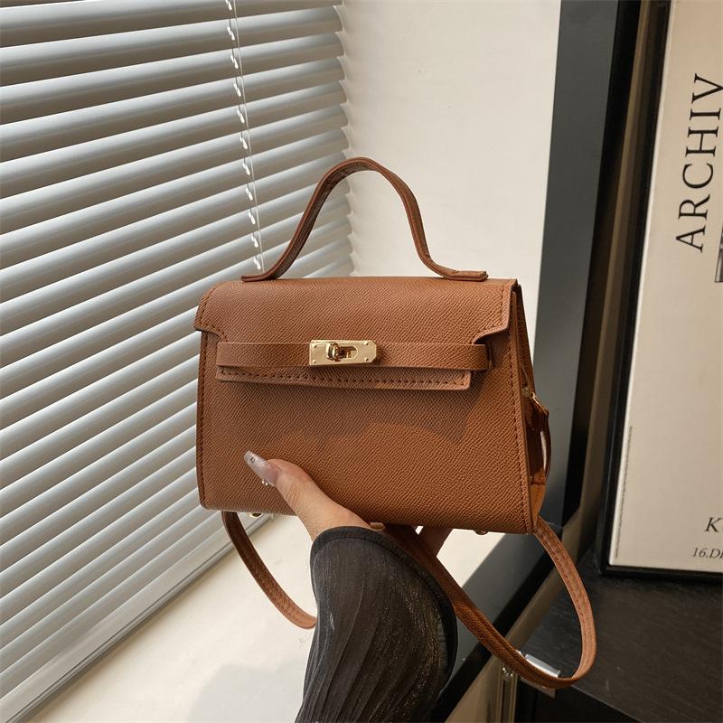 New Trend Bag Women's Versatile Handbag Fashion Retro Kelly Bag One Shoulder Crossbody Small Square Bag