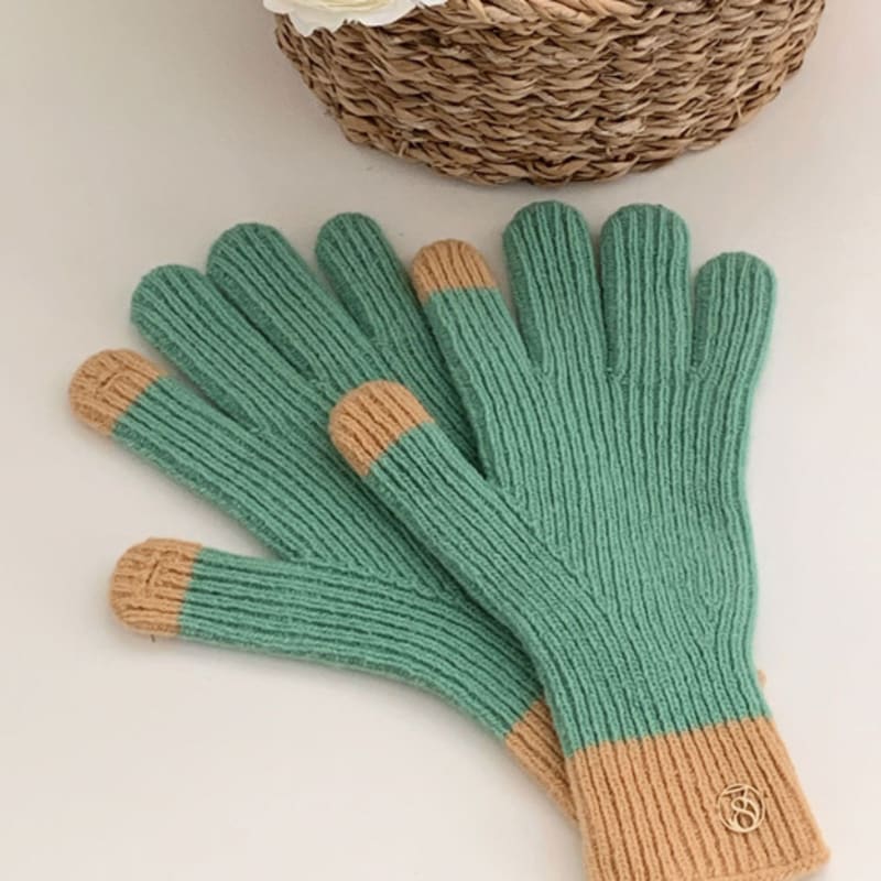 

38comeoncommon Перчатки с отверстиями для пальцев (зеленый) FREE