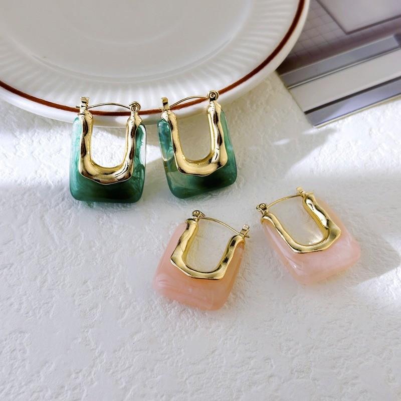Pinkdudu Simple Retro U-shaped Resin Earrings Classic Hong Kong Style Design with Ear Buckle For Women PD2134