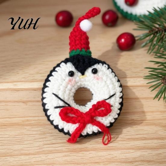 Christmas Tree Pendant Crochet Doughnut Keychain, Handmade Santa Claus/Reindeer/Penguin/Bear/Flower Wreath for Hand Knitted Keychain Bag Keys,