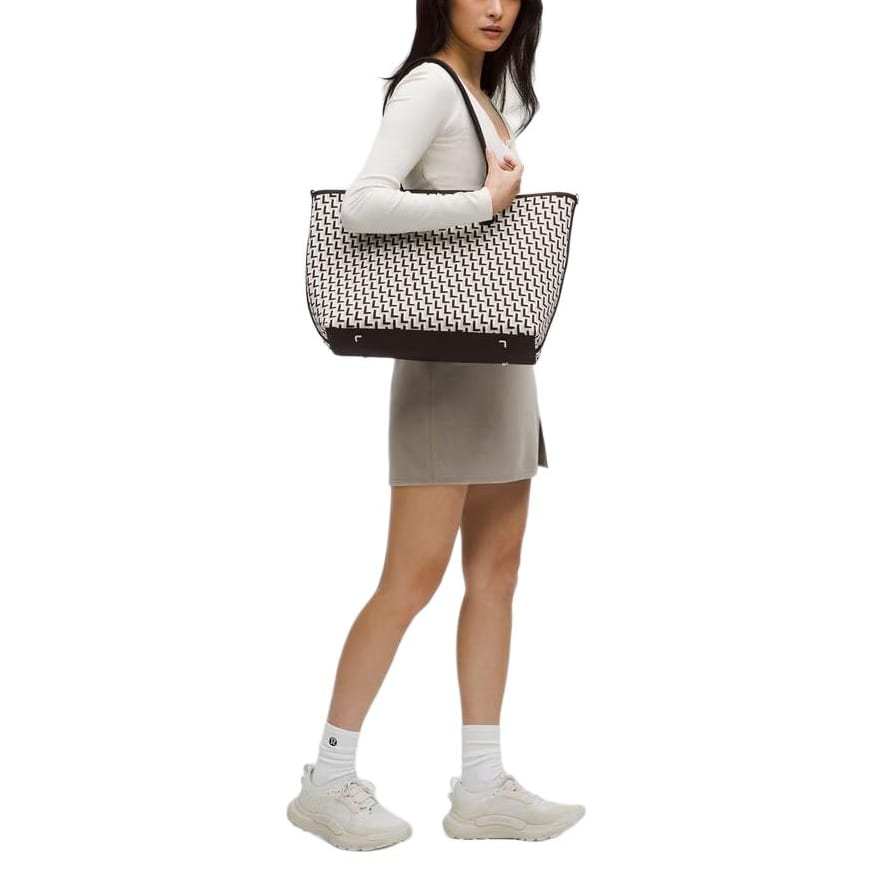 Lululemon Polyester Tote Bag, Shopping Bag, Shoulder Bag Regular Women's Coffee Brown & Antique White LW9FTQS-070353