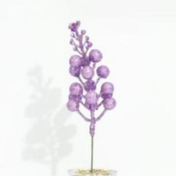 Christmas decorations, gold powder balls, berries, holiday atmosphere, Christmas tree wreath, rattan, gold powder sequin accessories