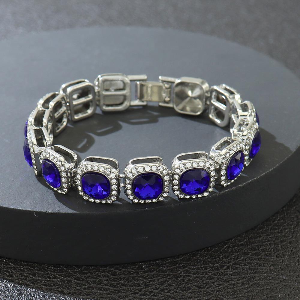 Hip-Hop Street Dance Hoodie with Luxe Sapphire Cuban Chain Choker