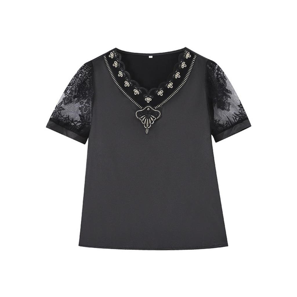 T-shirt a maniche corte in rete con scollo a V da donna per l'estate, maglietta base alla moda in pizzo e stile western, design con un tocco di raso top versatile