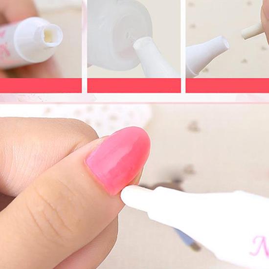 1 pezzo di detergente per penna correttore per smalto per unghie da donna con 3 punte