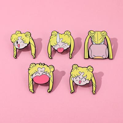 Cute Creative Japanese Sailor Moon Metal Badge Funny Moon Hare Sailor Moon Alloy Brooch