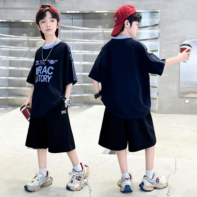 Boys' Summer Outfit Set 2026 New Item, Mid Size Children's Summer Boys' Thin Short Sleeved Children's Handsome Sports Top Trend