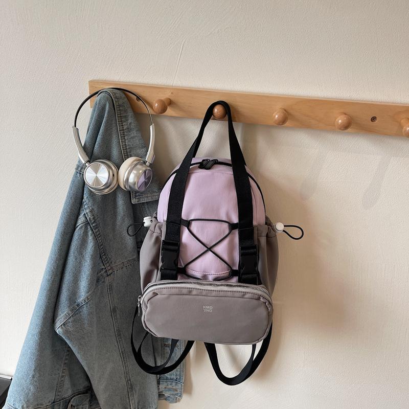 Niche breast bag daily leisure outdoor bag women's summer new large-capacity versatile backpack