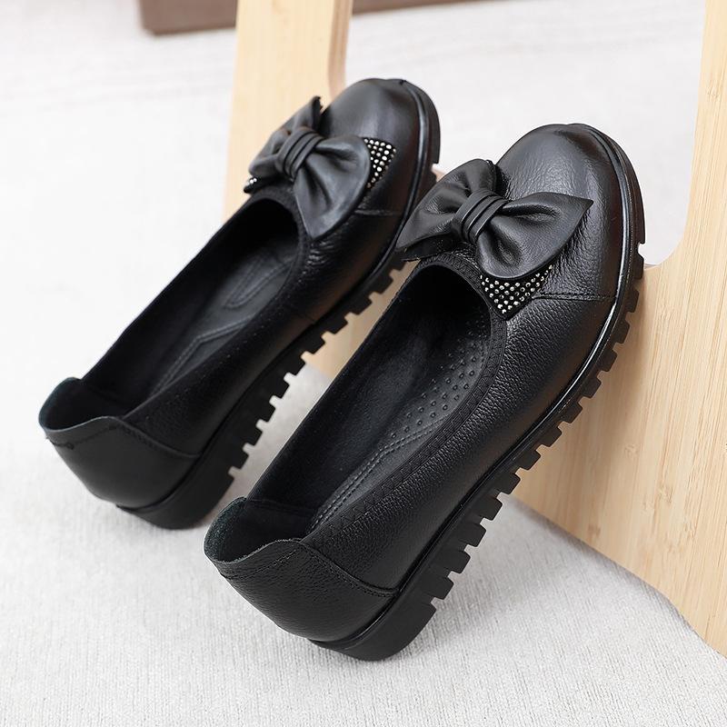 Big size 42 genuine leather ladies shoes spring bow-tie shallow loafers soft bottom mom's flats office lady dress shoes