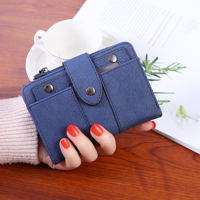 

Компактный женский кошелек: Японско-корейский стиль, свежий и универсальный, с заклепкой-пряжкой и кнопочной застежкой для карт и наличных. синий