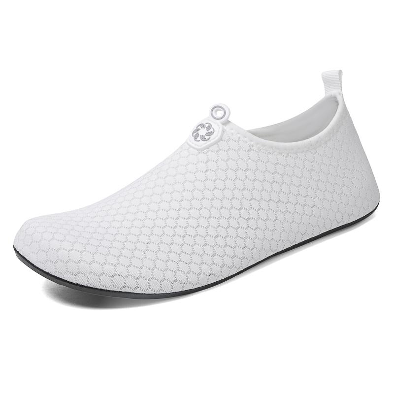 New Design Sneakers Mens Breathable Slip on Mesh Flats Lightweight Casual Walking Shoes Leisure Cool Loafers Hollow Out Sandals