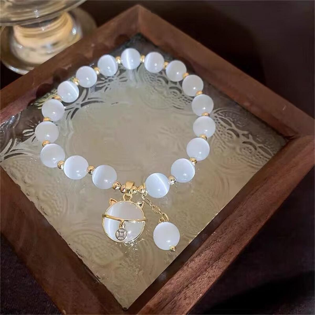 

b32 Popular Cat Cute Animal Beads Bracelets Pure White Series Exquisite Elegant Lucky Pendant Charms Strand Bracelet Women