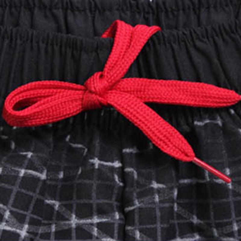 Hochwertige Herren Badehose mit modischem Design und bequemer Passform