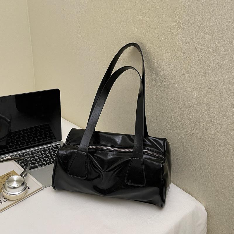 Bags Women's 2025 Autumn and Winter Korean Ins Retro Underarm Baguette Bag Versatile Commuter Casual Handheld Shoulder Bag