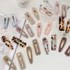 Barrette à cheveux en acrylique imprimé léopard: Barrette à frange rétro haut de gamme pour femmes