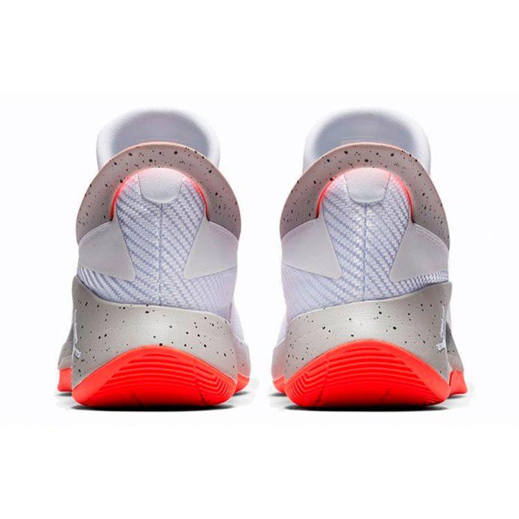 Jordan Fly Lockdown Round Toe Lace-Up Fabric Synthetic Leather Shock Absorption Non-Slip Mid-Top Basketball Shoes Men sneaker AO1550-103