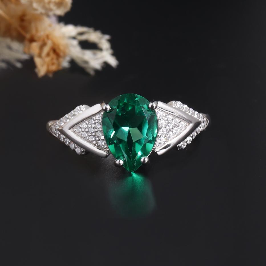 925 Sterlingsilber Ringverschluss Ohrringe Kreierter Smaragd Nano Birne 7*10mm Luxusschmuck für Frauen Geburtstags- und Partygeschenke