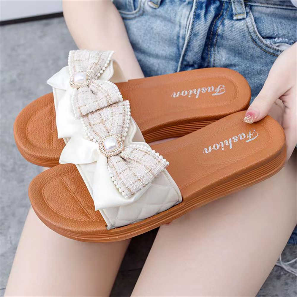 Fashion Fall Anti-slip Slipper Kit Designer Loafers Women Luxury Shoes Women's Sandals Size 34 Sneakers Sports Casual Snekers
