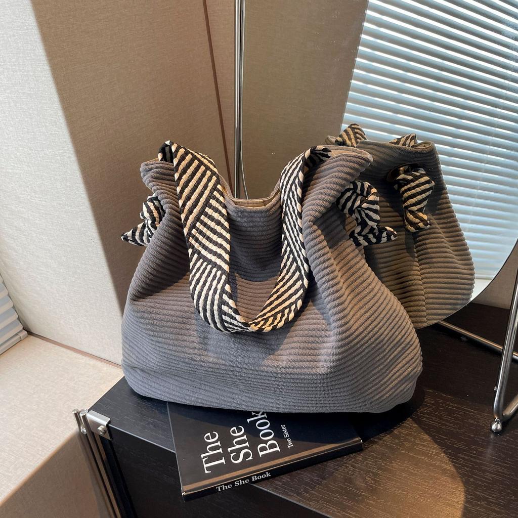 Casual Corduroy Hobo Shoulder Bag Minimalist Solid Color Handbag All-Match Retro Bag