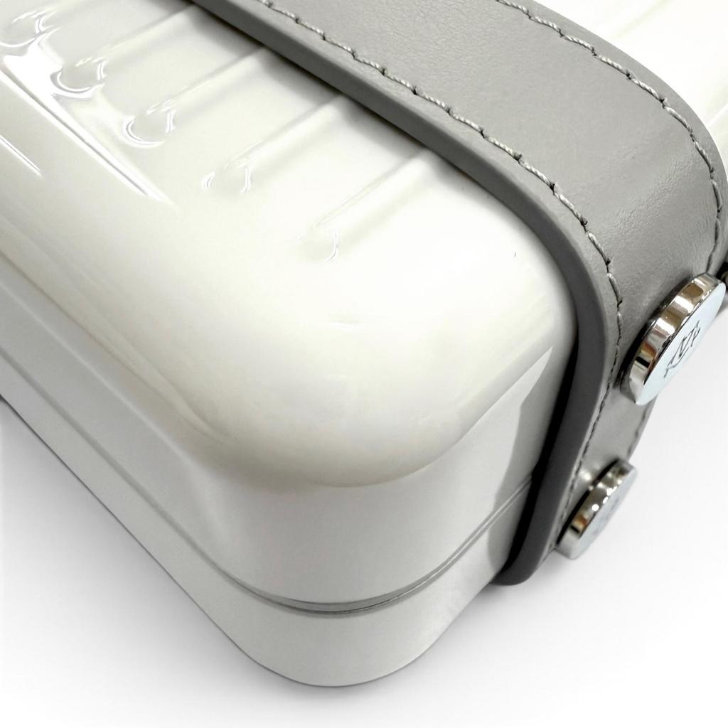 Excellent RIMOWA Shoulder Bag personal white Polycarbonate mens 89011660 Used