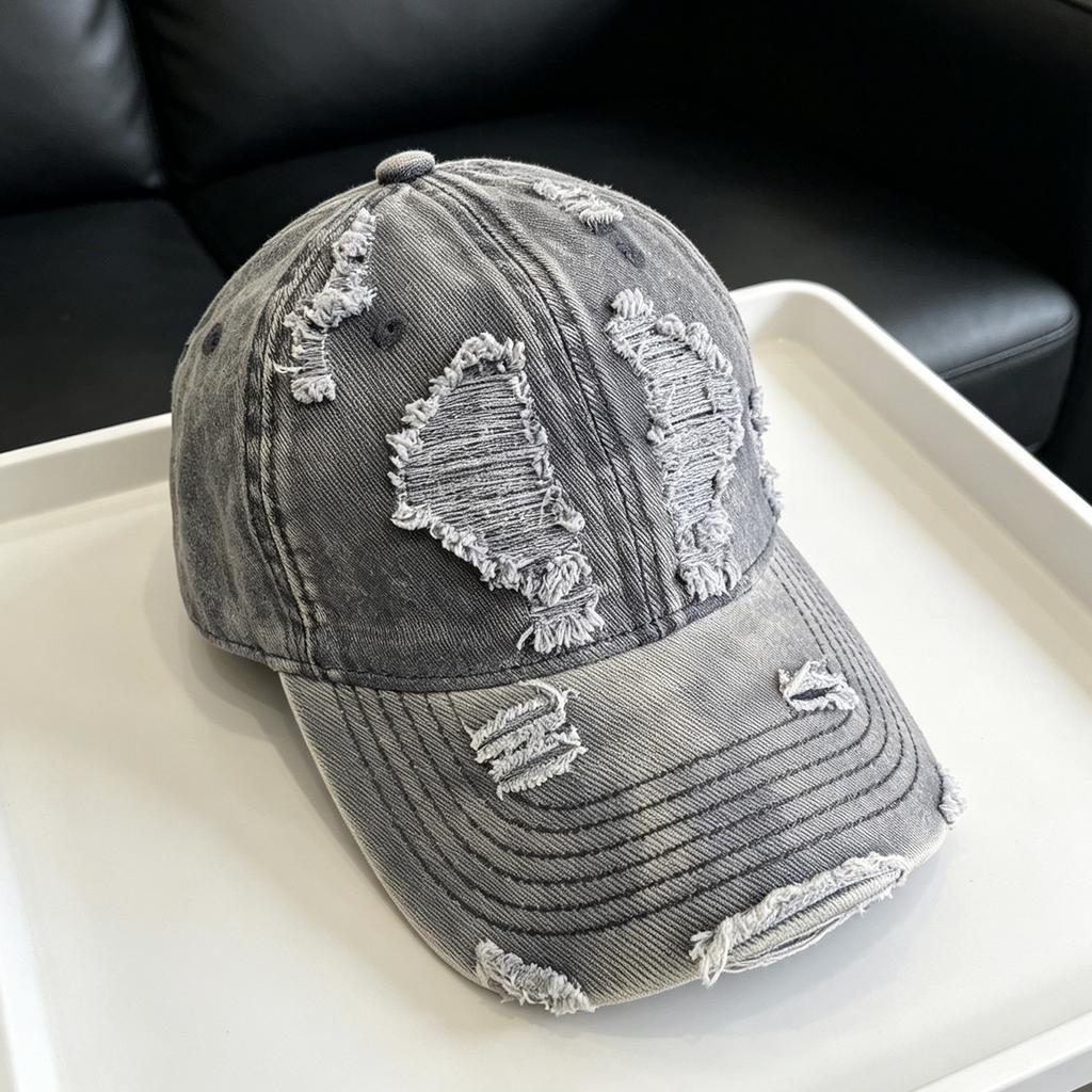 American-style washed denim baseball cap with distressed details, suitable for women, with a large head circumference, and a trendy design
