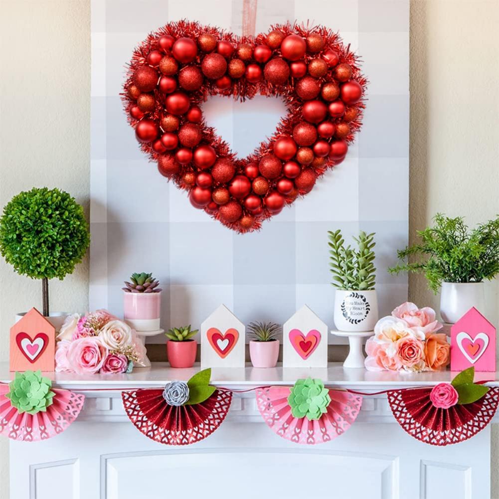 Festival Wedding Party Heart Shaped Plastic Decorative Wreath Front Door Valentine's Wreath
