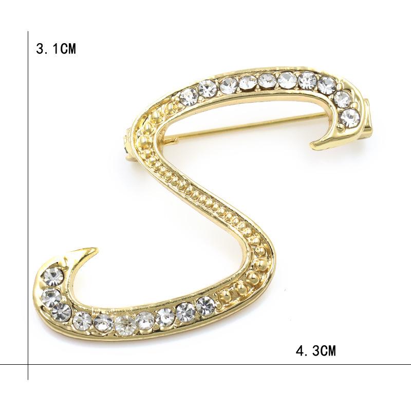 Trendy 26-Letter Rhinestone Brooch Pin - Fashion Accessory for Clothing & Bags