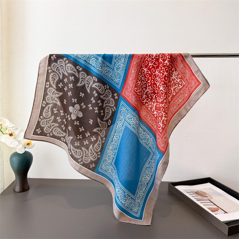 Trendy Print Square Scarf For Women Cotton Velvet Neck Scarf Shawl Warp Elegant Neckerchief Bandanas Ladies Hijab