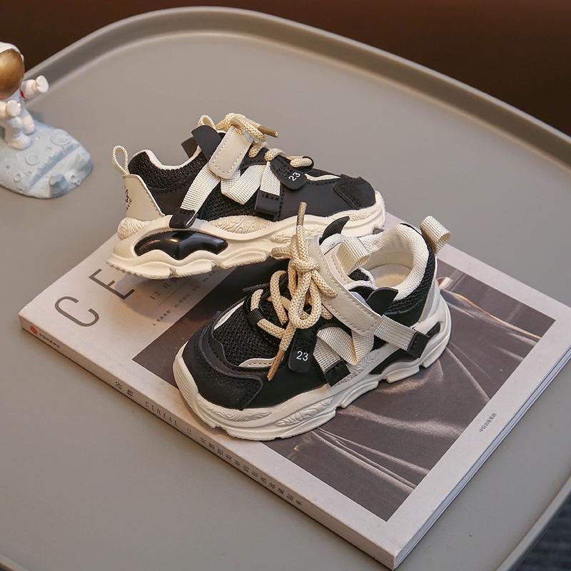 

Children s Mesh Sneakers for Girls and Boys – Trendy and Lightweight for Spring and Fall Size 24, insole 15cm чорний