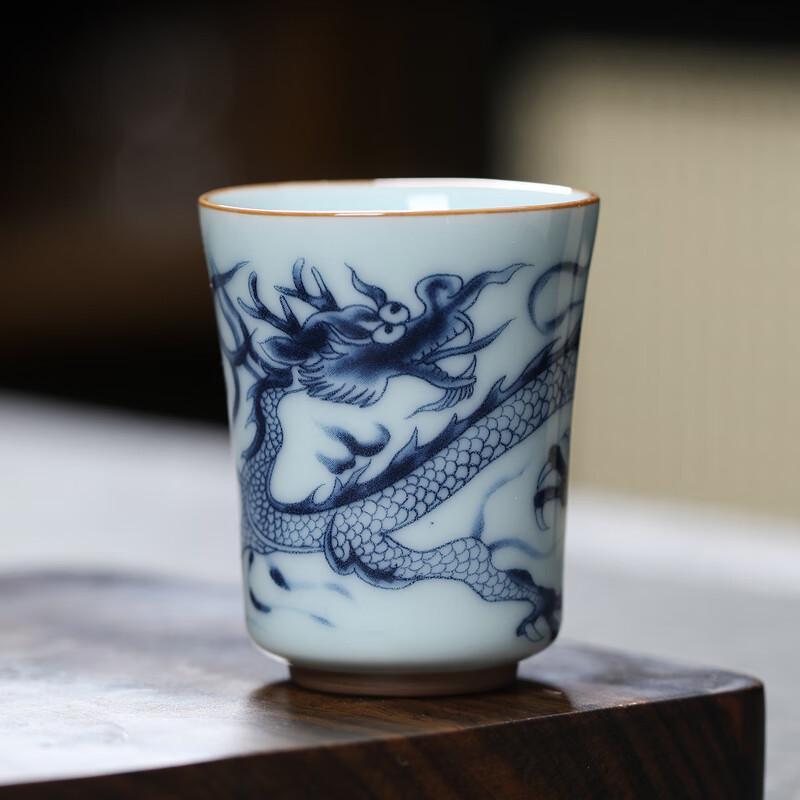 Antique Blue and White Ceramic Gongfu Tea Master Cup